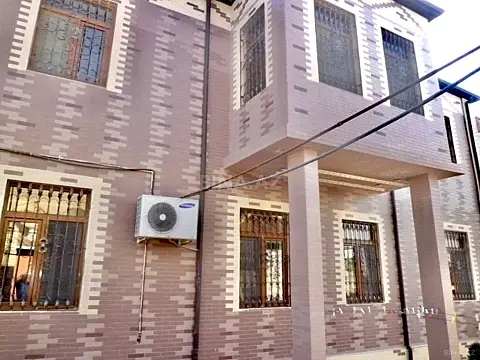 Satılır 6 otaqlı həyət evi 250 m²