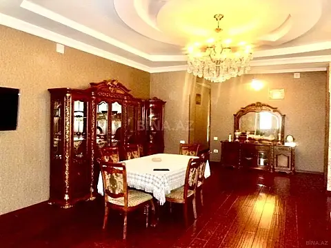 Satılır 6 otaqlı həyət evi 250 m² — Bakı 6 otaq 250.00 m²