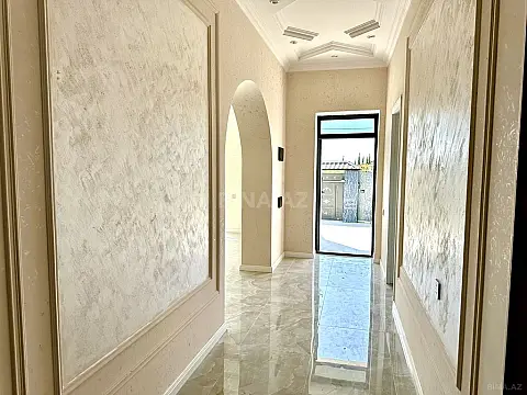 Satılır 5 otaqlı həyət evi 330 m²