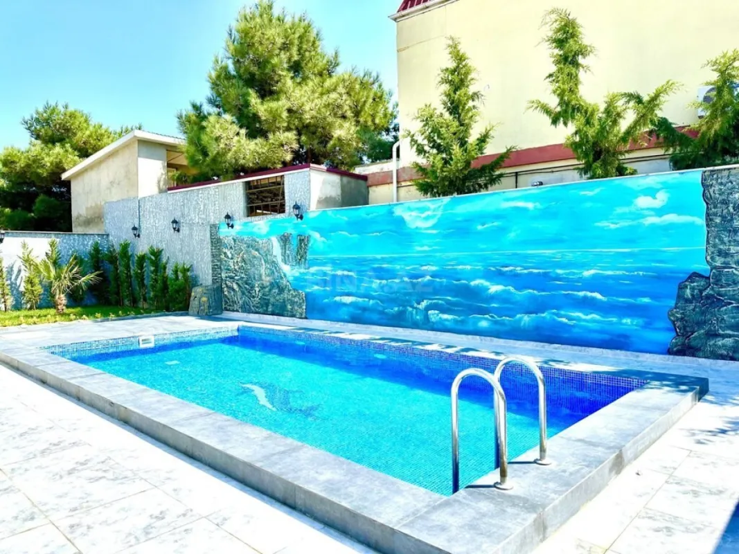 Satılır 5 otaqlı həyət evi 330 m²