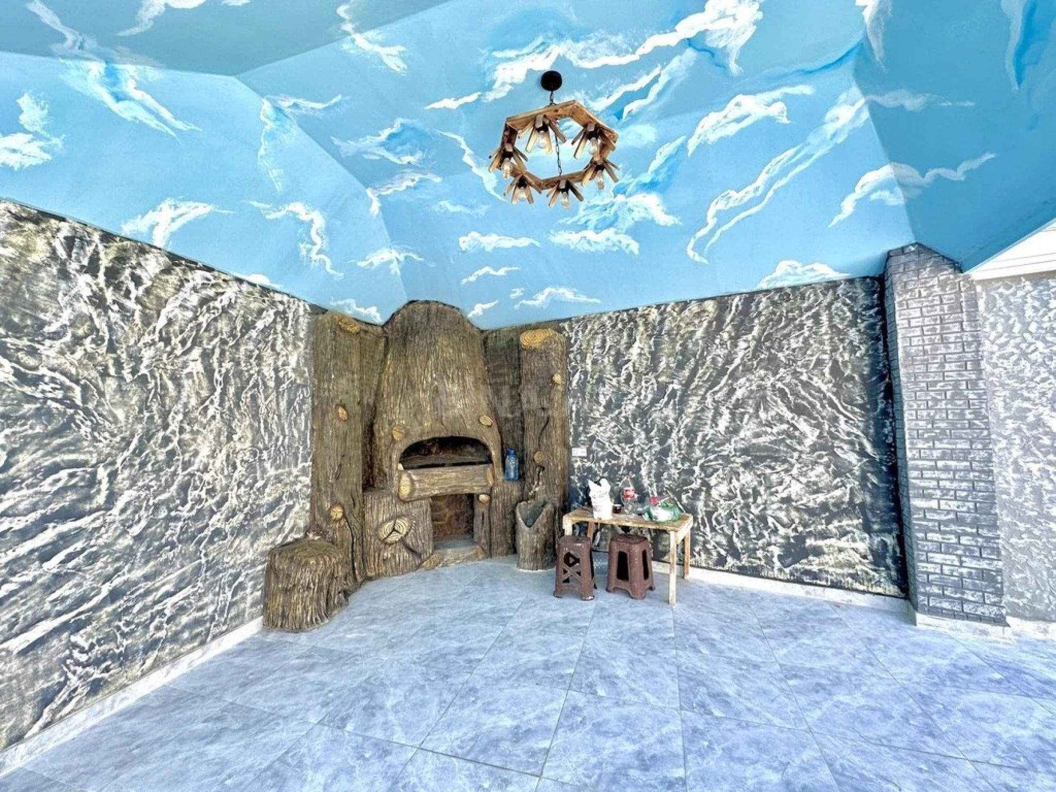 Satılır 5 otaqlı həyət evi 330 m²