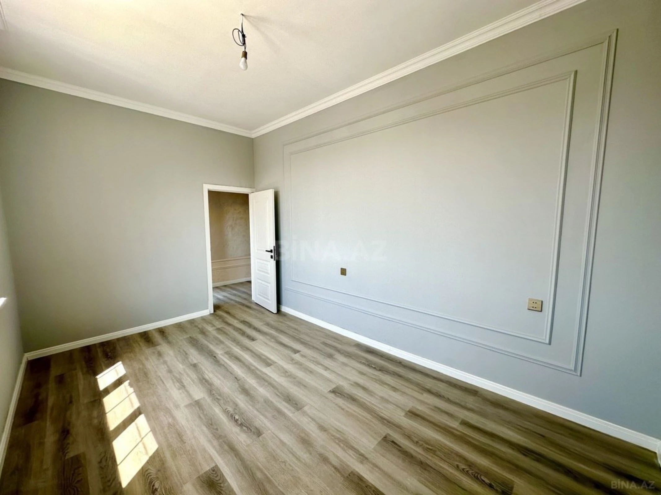 Satılır 5 otaqlı həyət evi 330 m²