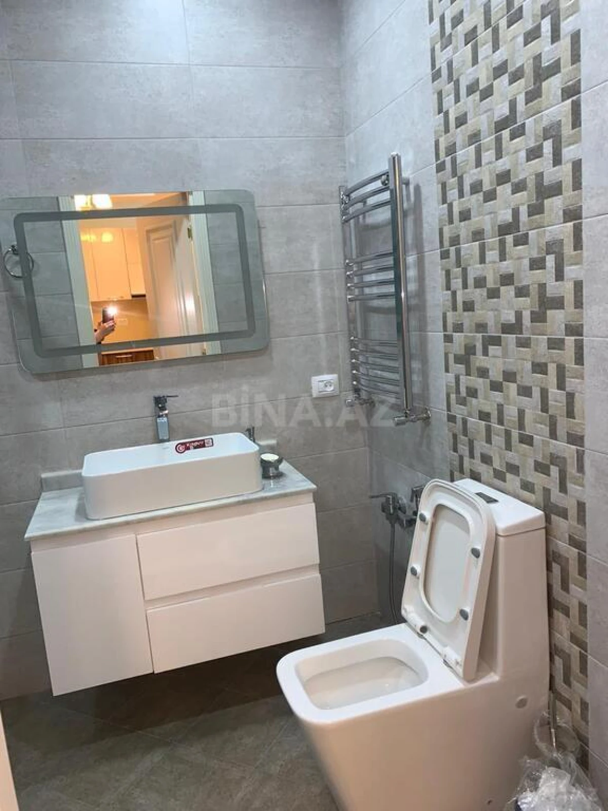 Kirayə verilir 3 otaqlı mənzil 110 m²
