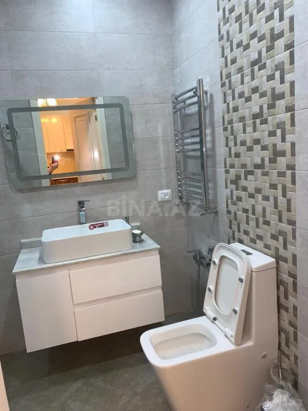 Kirayə verilir 3 otaqlı mənzil 110 m²