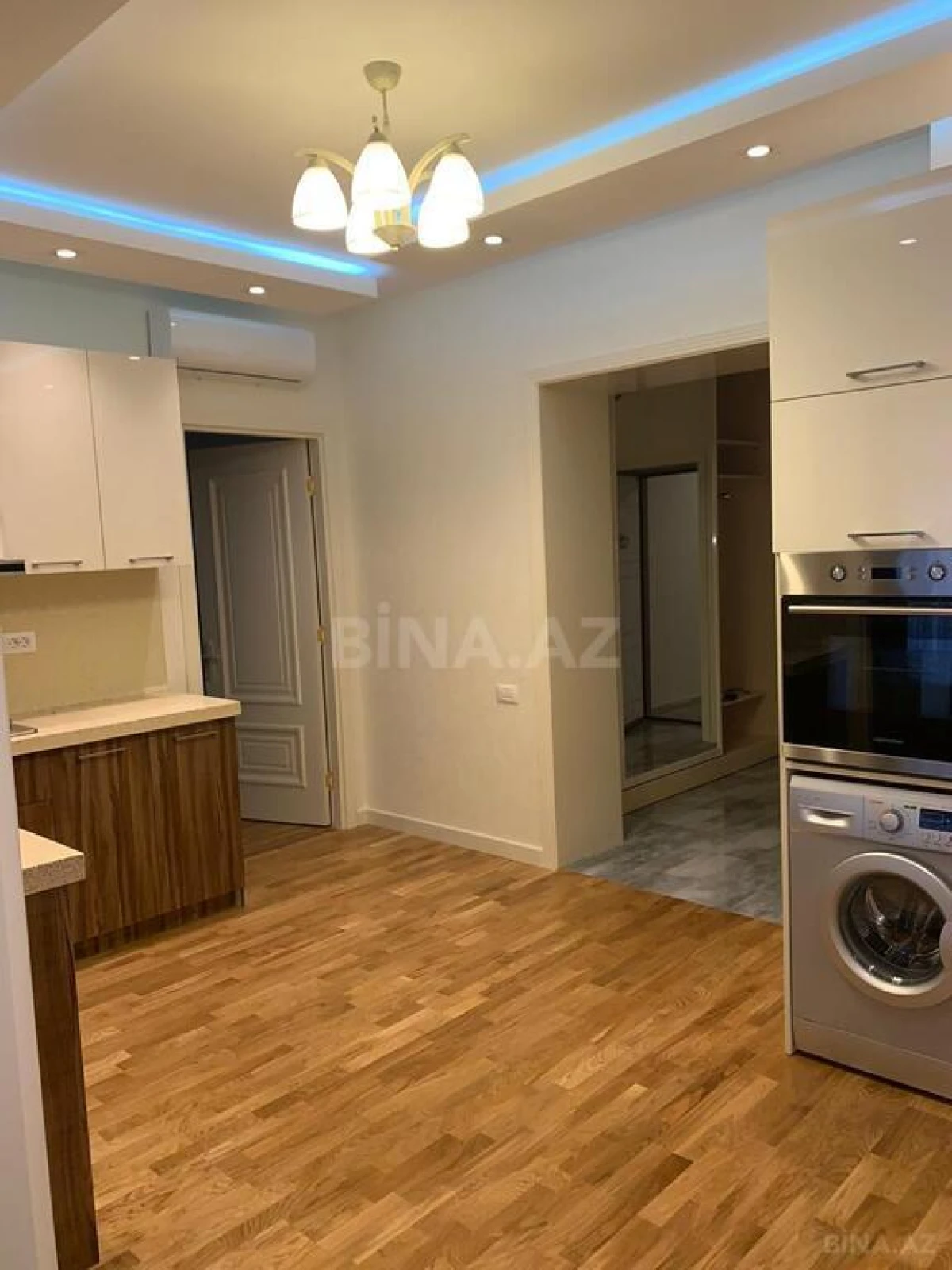 Kirayə verilir 3 otaqlı mənzil 110 m²