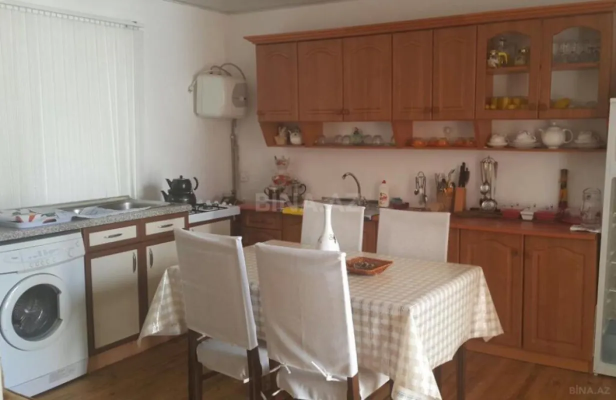 Satılır 3 otaqlı həyət evi 150 m²