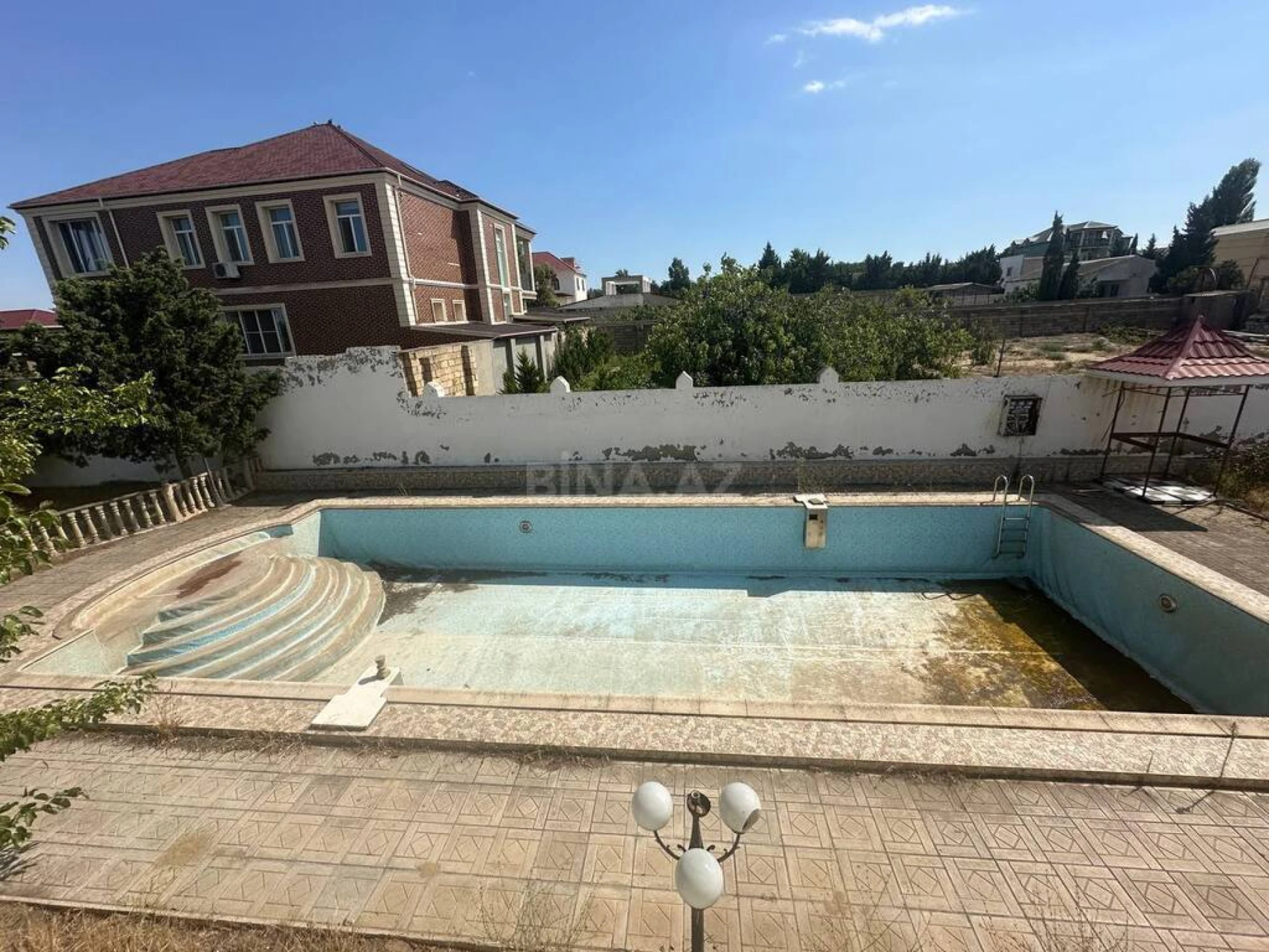 Satılır 3 otaqlı həyət evi 150 m²