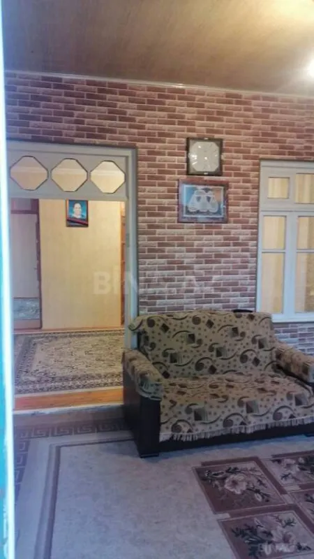 Satılır 4 otaqlı həyət evi 140 m²