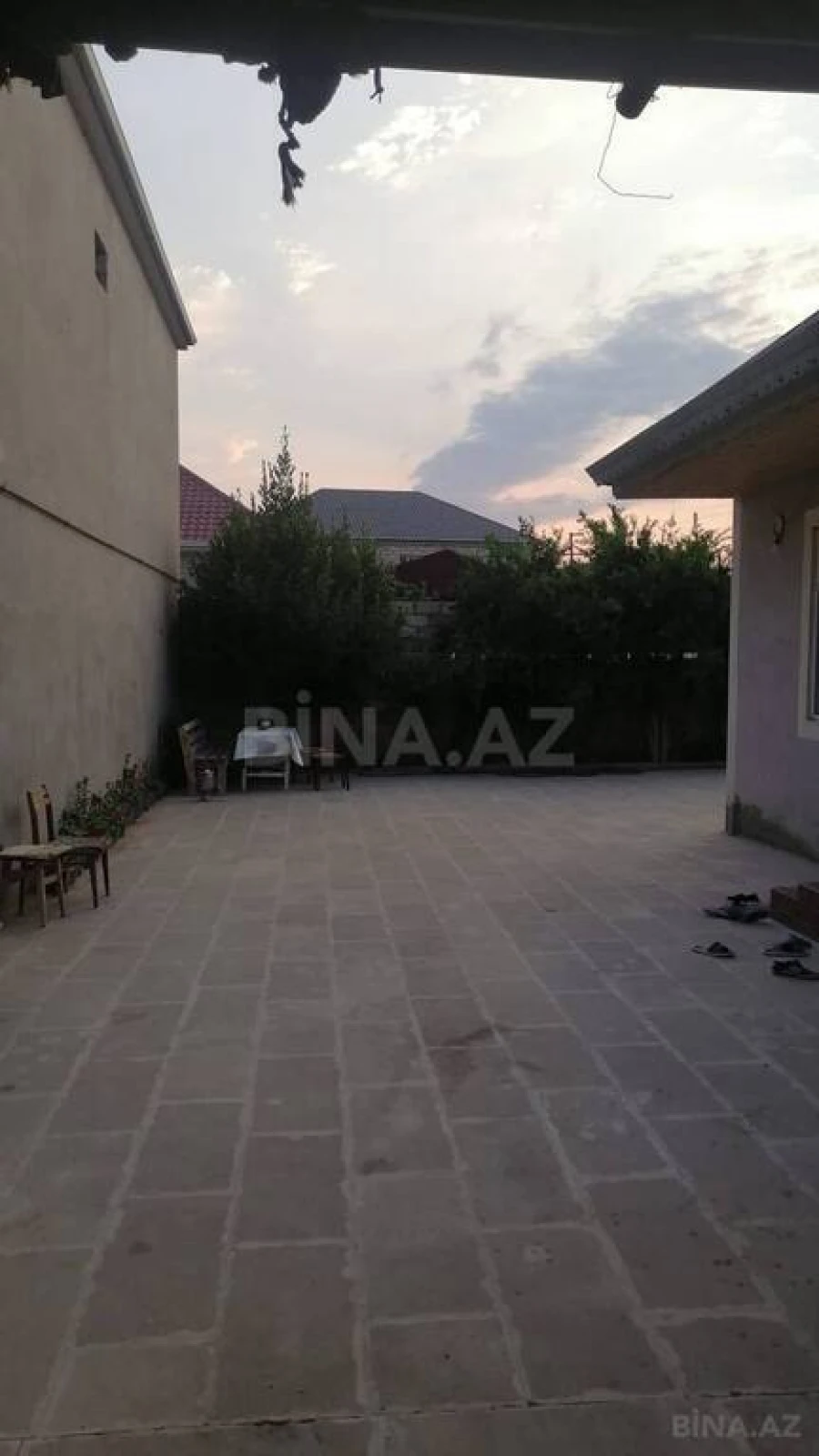 Satılır 4 otaqlı həyət evi 140 m²