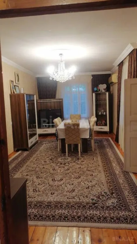 Satılır 4 otaqlı həyət evi 140 m²