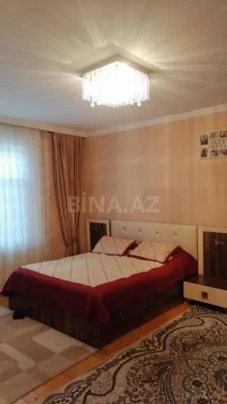 Satılır 4 otaqlı həyət evi 140 m²