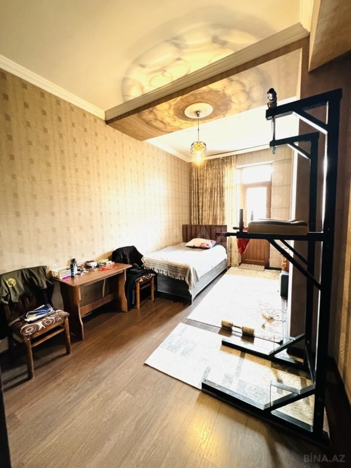 Satılır 4 otaqlı mənzil 120 m²