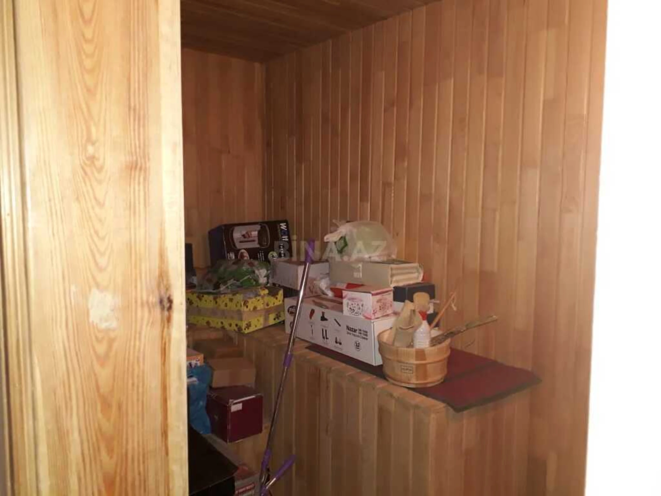 Satılır 10 otaqlı həyət evi 500 m²