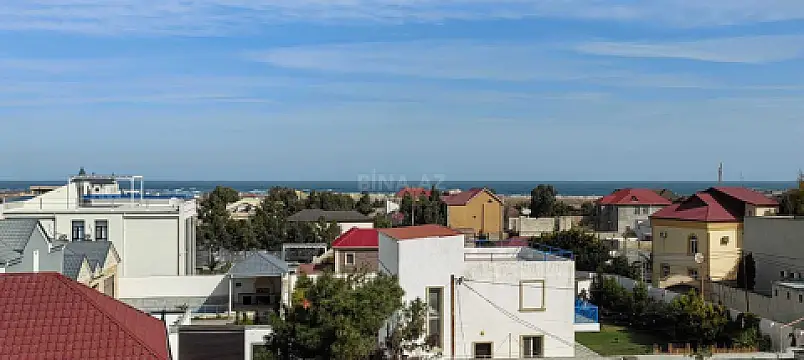 Satılır 9 otaqlı həyət evi 450 m²