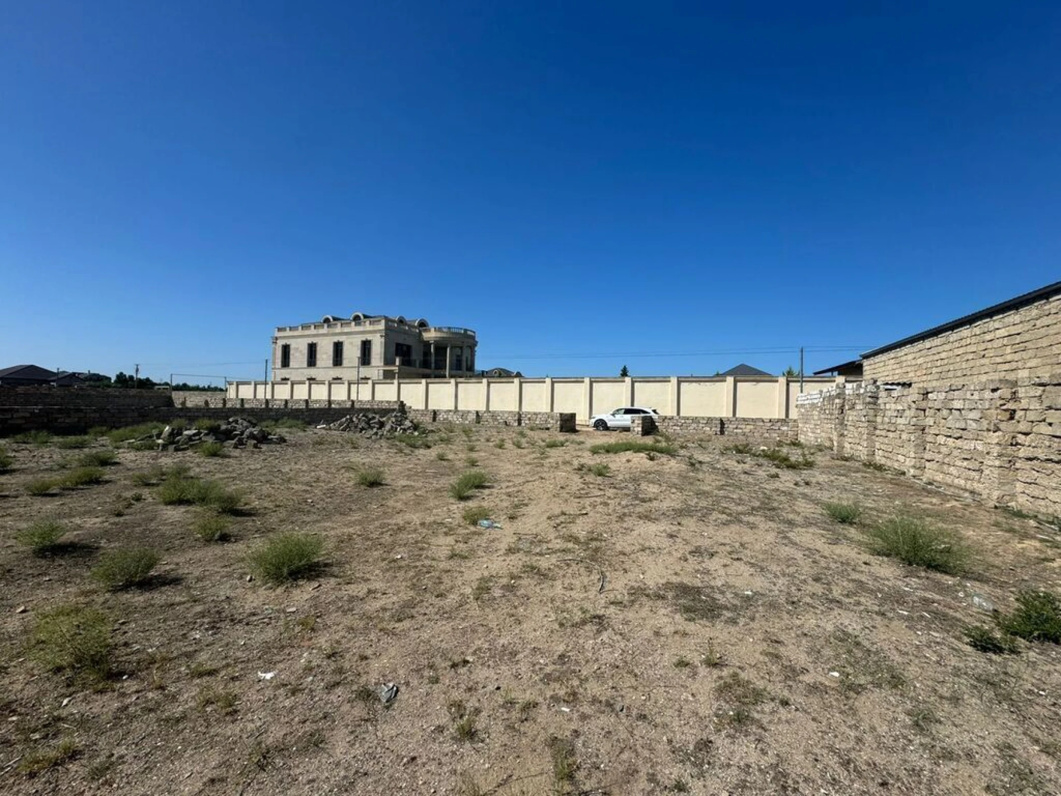 Satılır torpaq sahəsi 12 m²