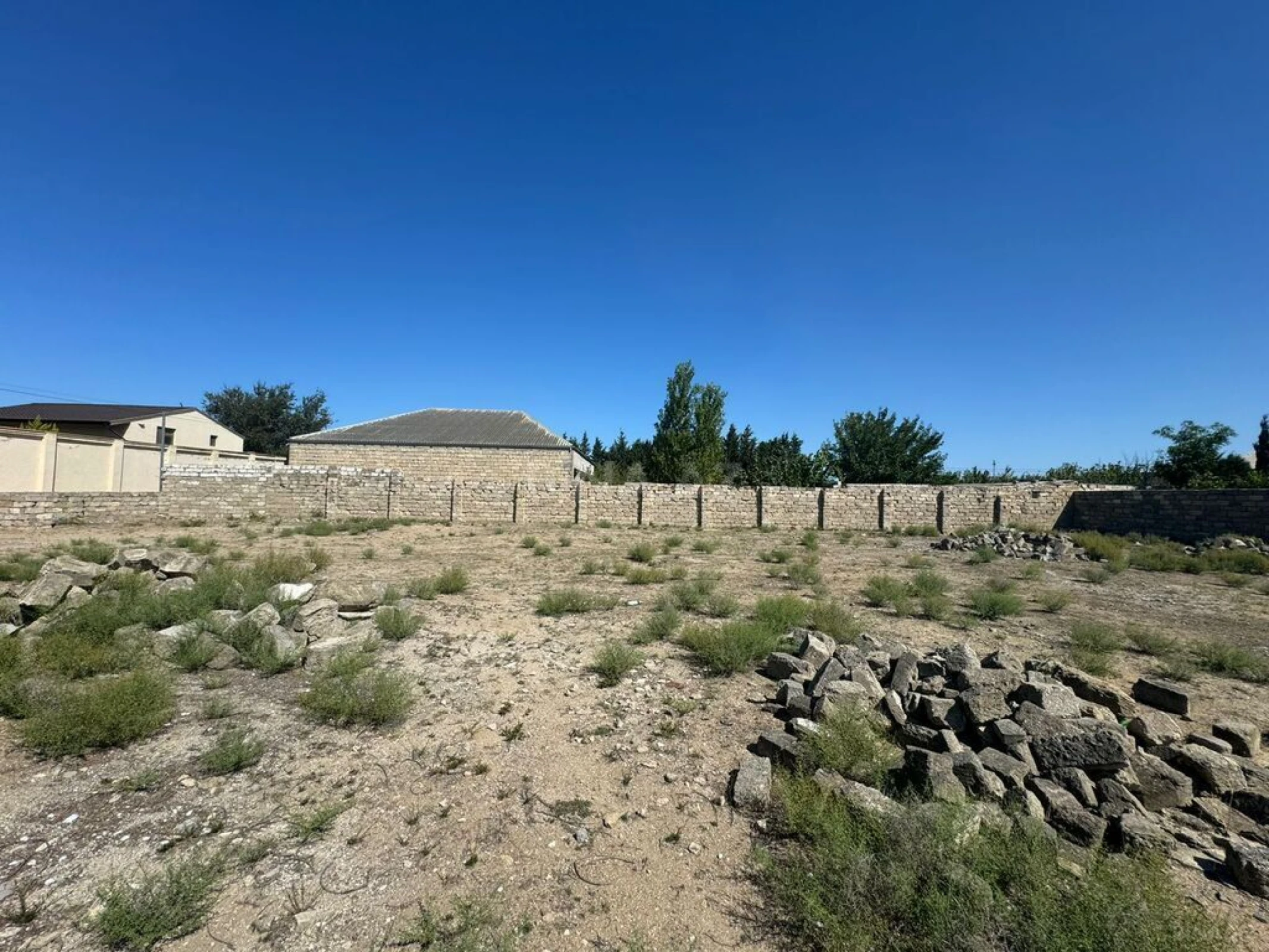 Satılır torpaq sahəsi 12 m²