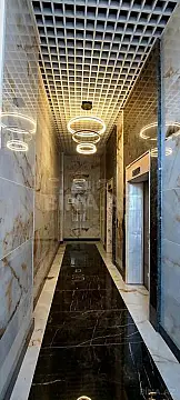 Satılır 3 otaqlı mənzil 142 m²