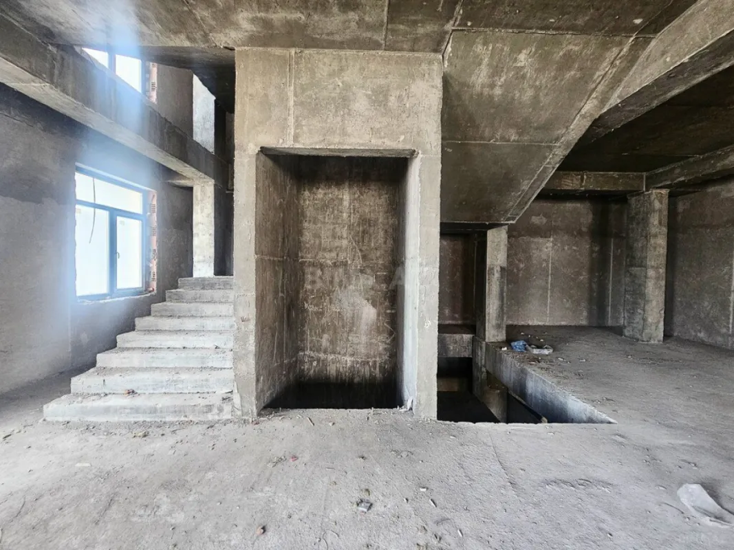 Kirayə verilir obyekt 1000 m²