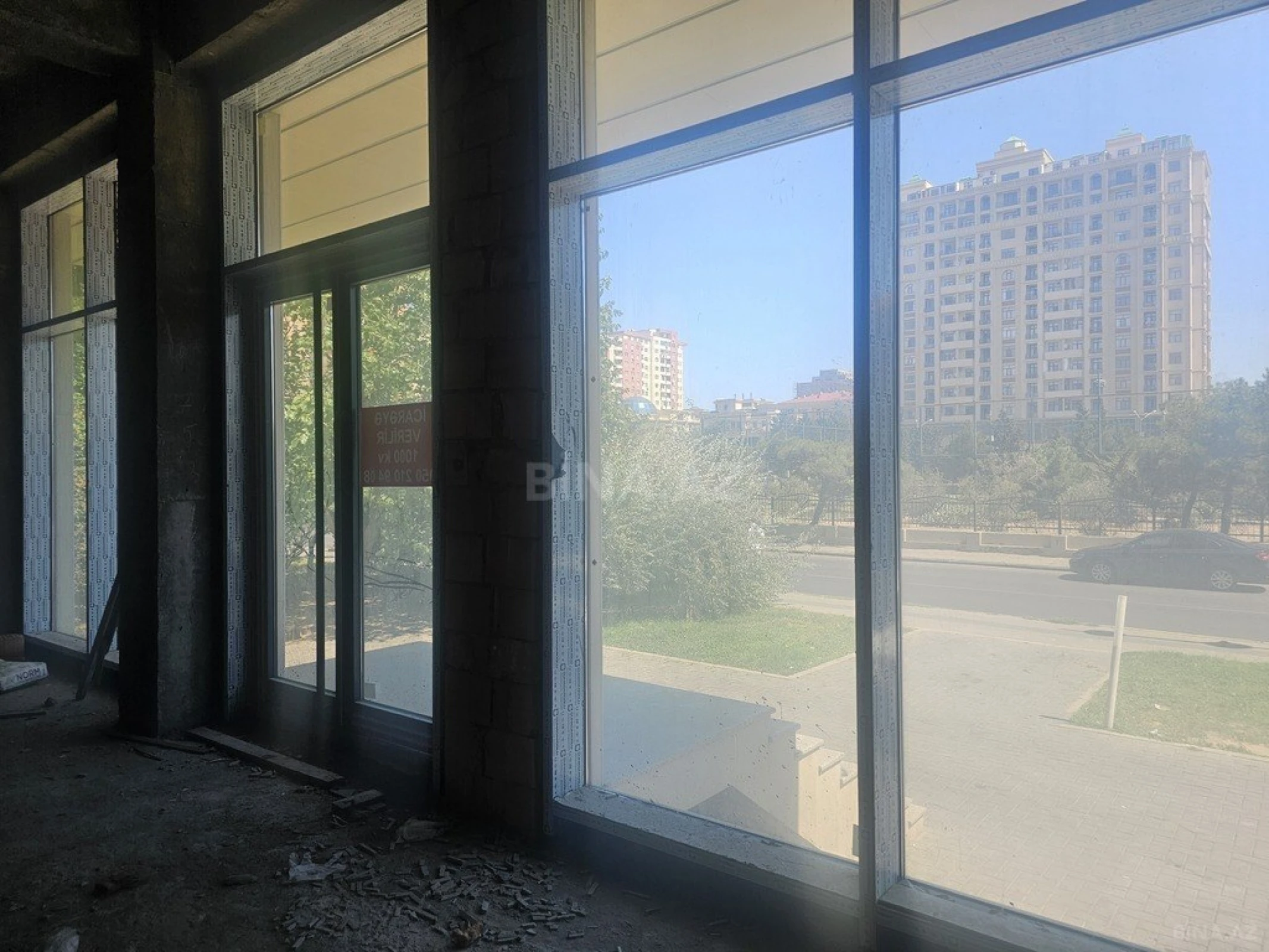 Kirayə verilir obyekt 1000 m²