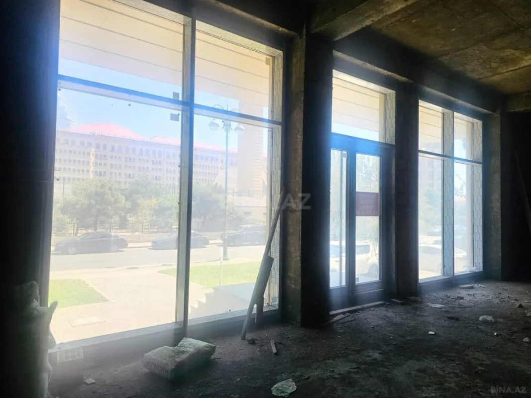 Kirayə verilir obyekt 1000 m²