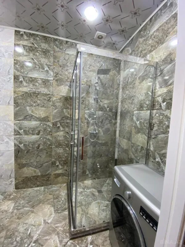 Kirayə verilir 2 otaqlı mənzil 75 m²