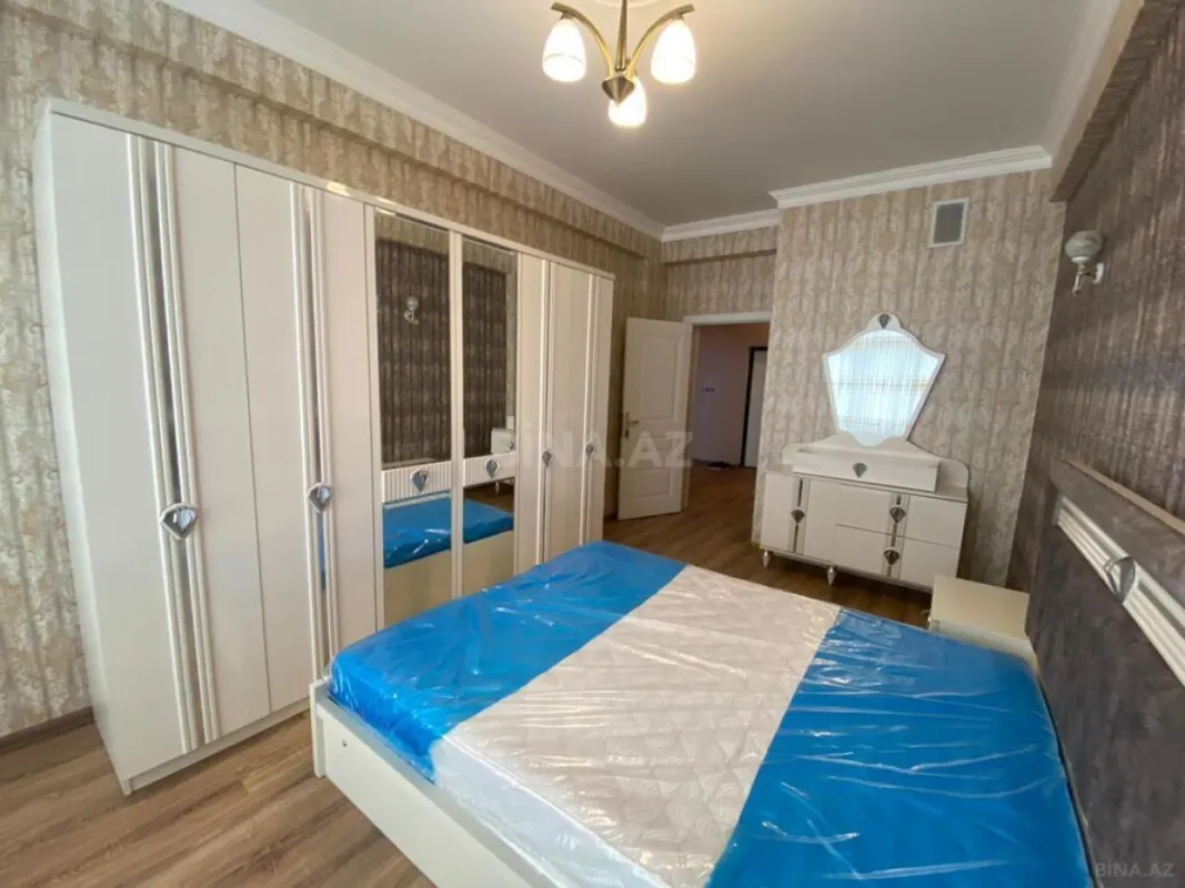 Kirayə verilir 2 otaqlı mənzil 75 m²