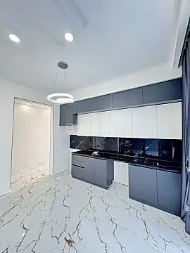 Satılır 4 otaqlı həyət evi 180 m²