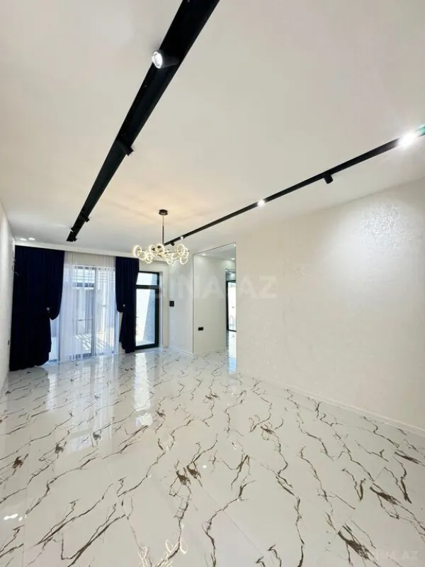 Satılır 4 otaqlı həyət evi 180 m²