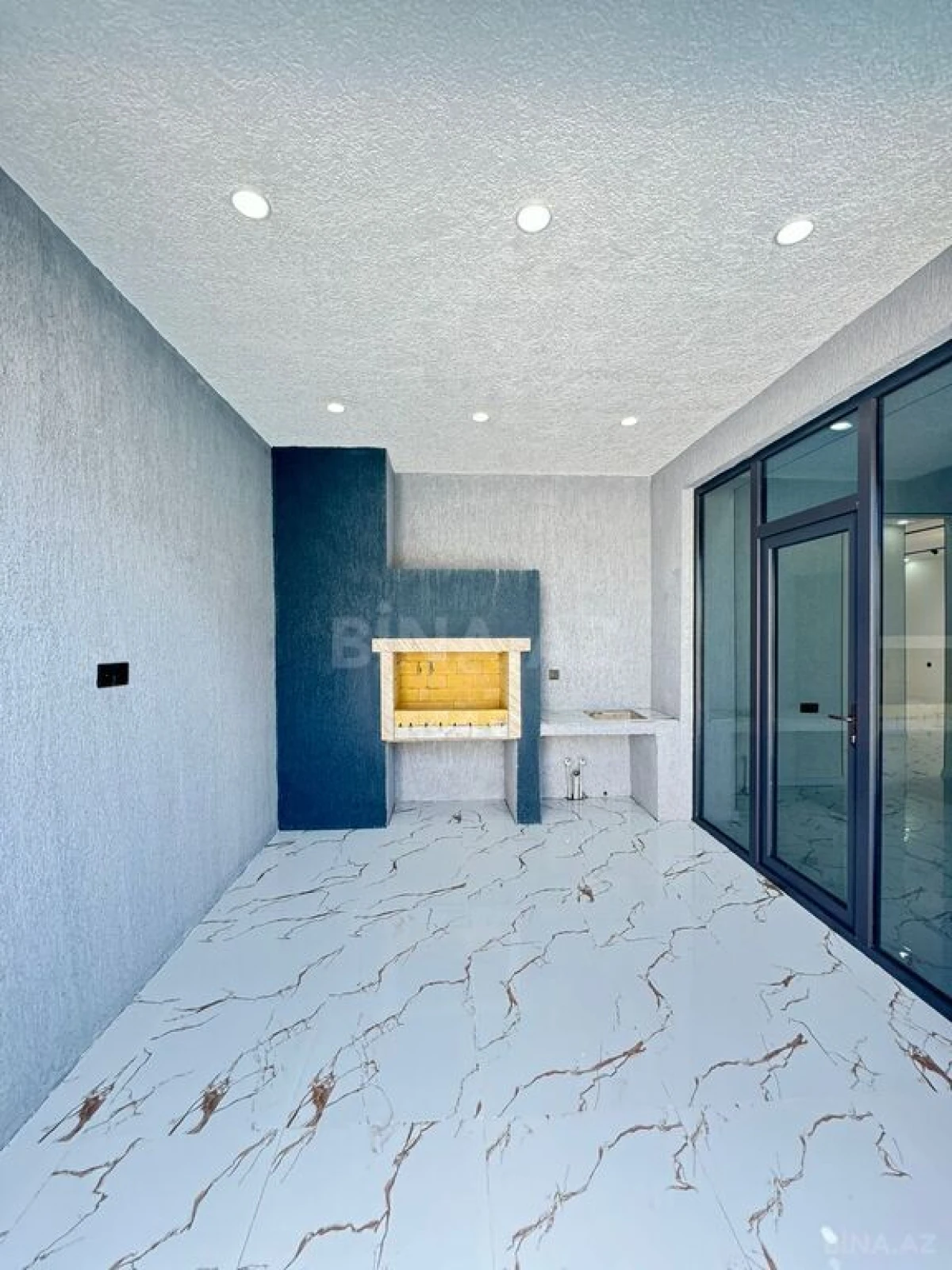 Satılır 4 otaqlı həyət evi 180 m²