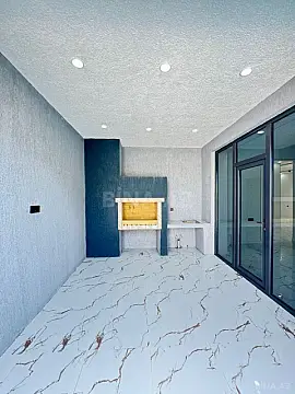 Satılır 4 otaqlı həyət evi 180 m²