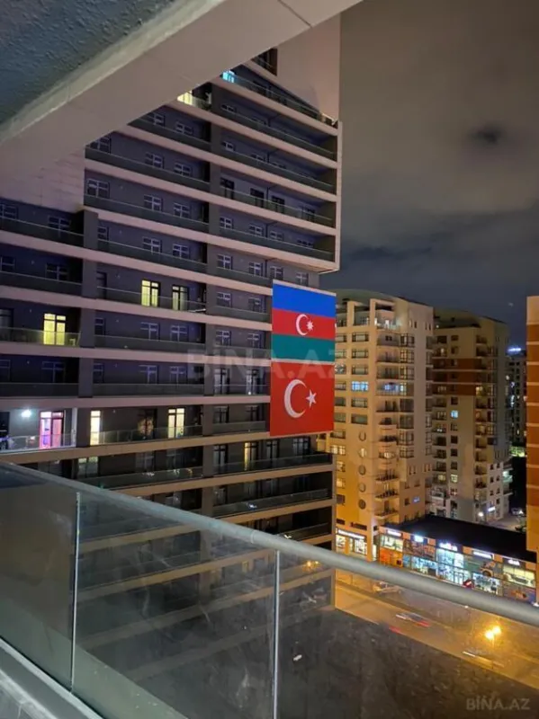 Kirayə verilir 2 otaqlı mənzil 108 m²