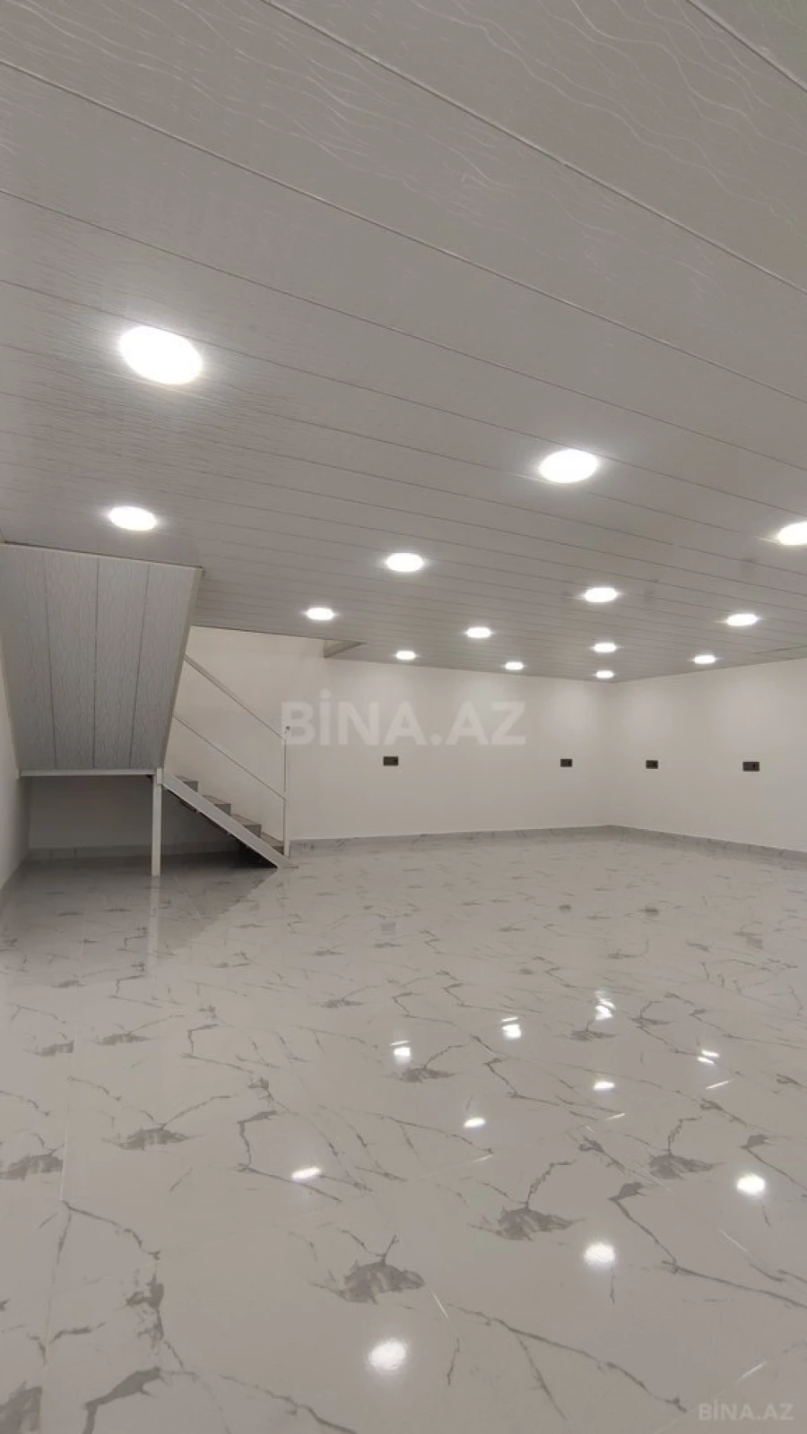 Satılır obyekt 160 m²