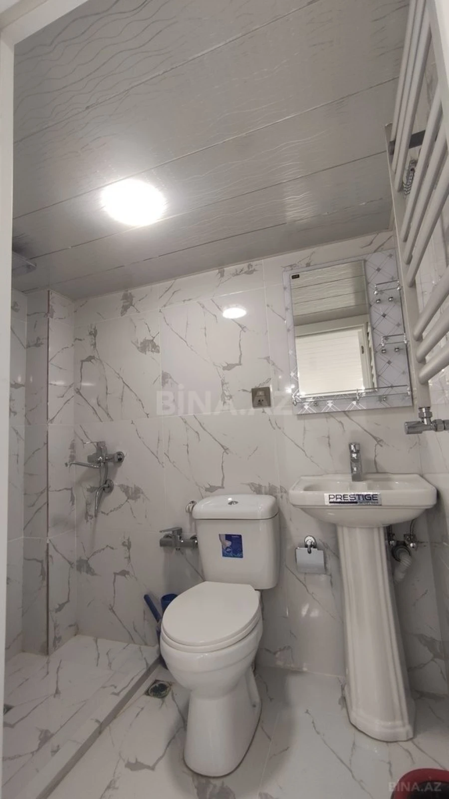 Satılır obyekt 160 m²