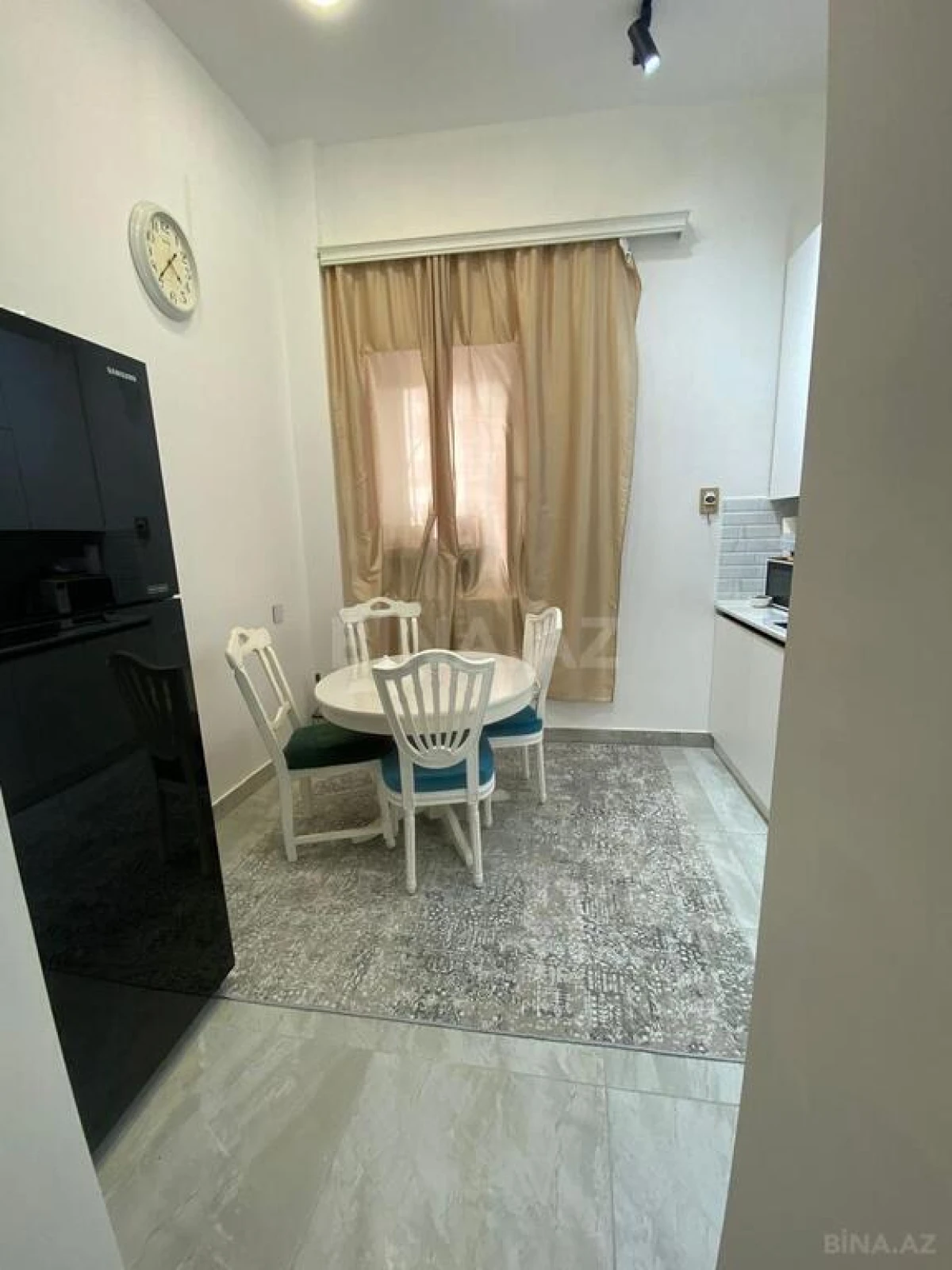 Satılır 3 otaqlı mənzil 110 m²
