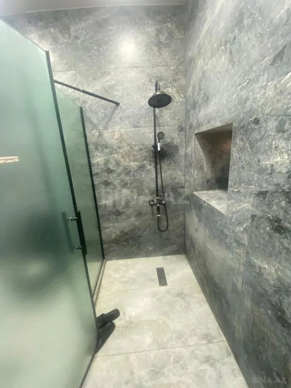 Satılır 3 otaqlı mənzil 110 m²