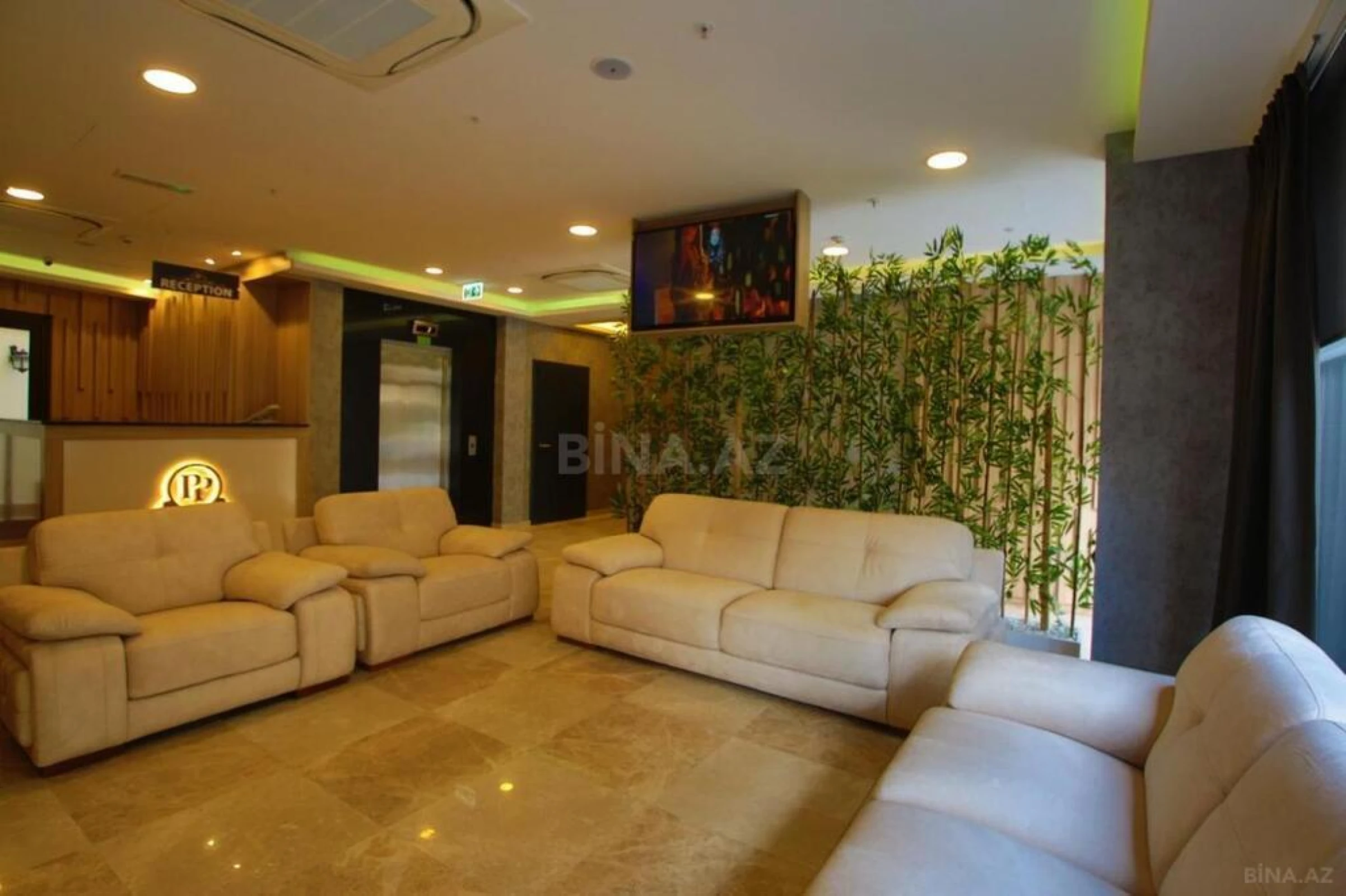 Satılır obyekt 320 m²