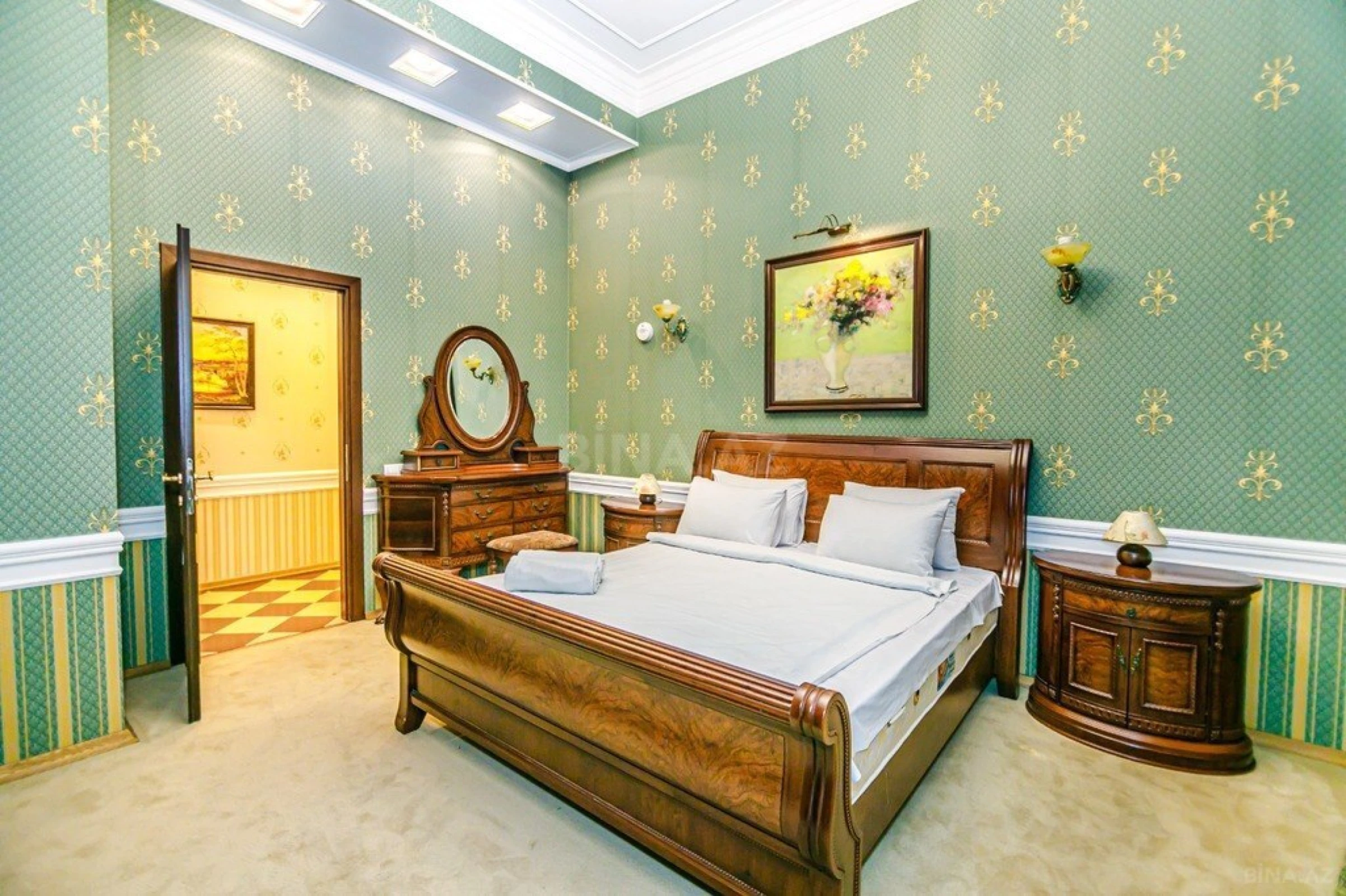 Kirayə verilir 3 otaqlı mənzil 135 m²