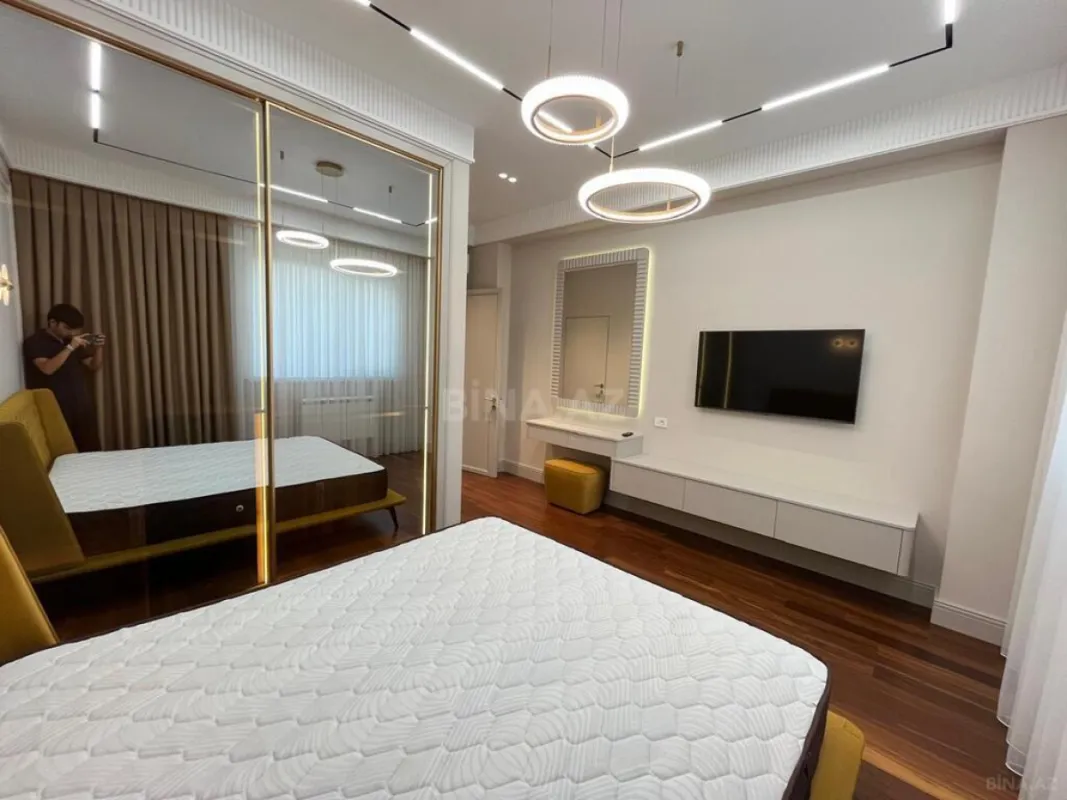 Kirayə verilir 3 otaqlı mənzil 157 m²