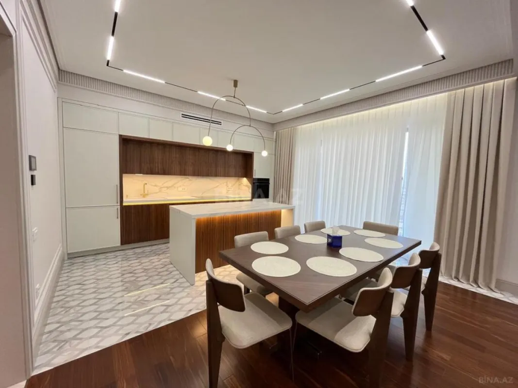 Kirayə verilir 3 otaqlı mənzil 157 m²