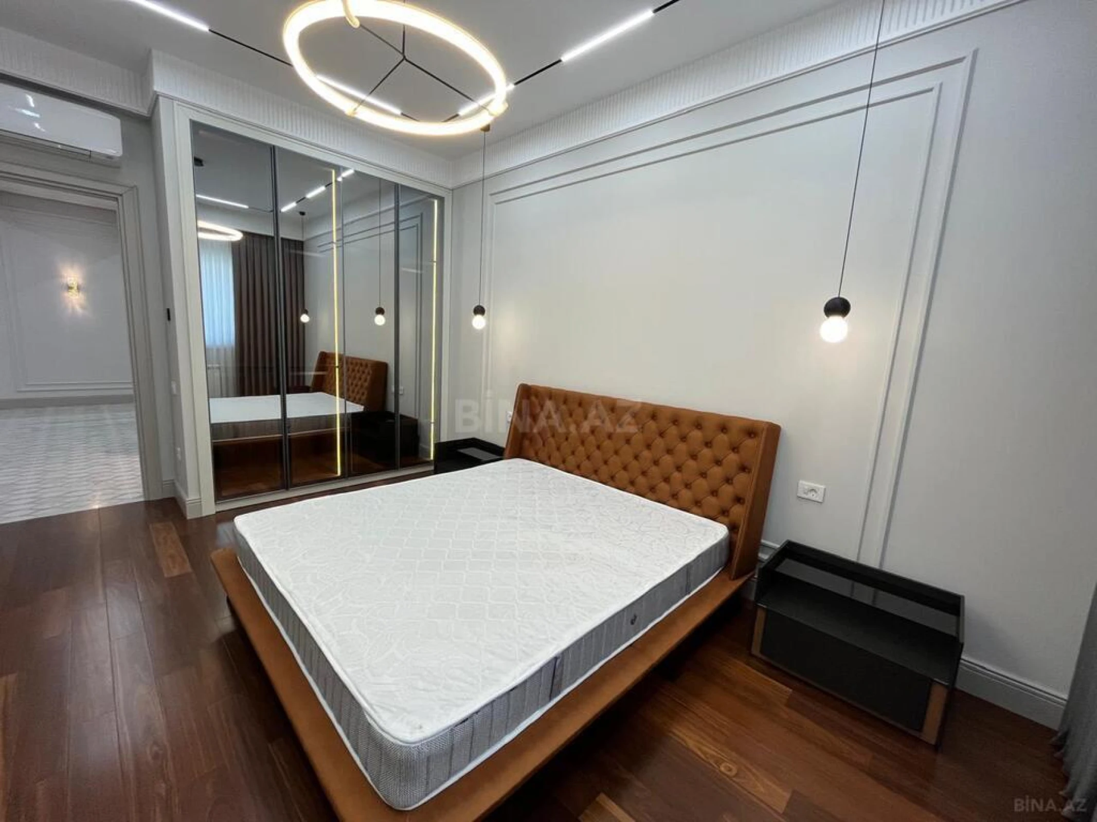 Kirayə verilir 3 otaqlı mənzil 157 m²