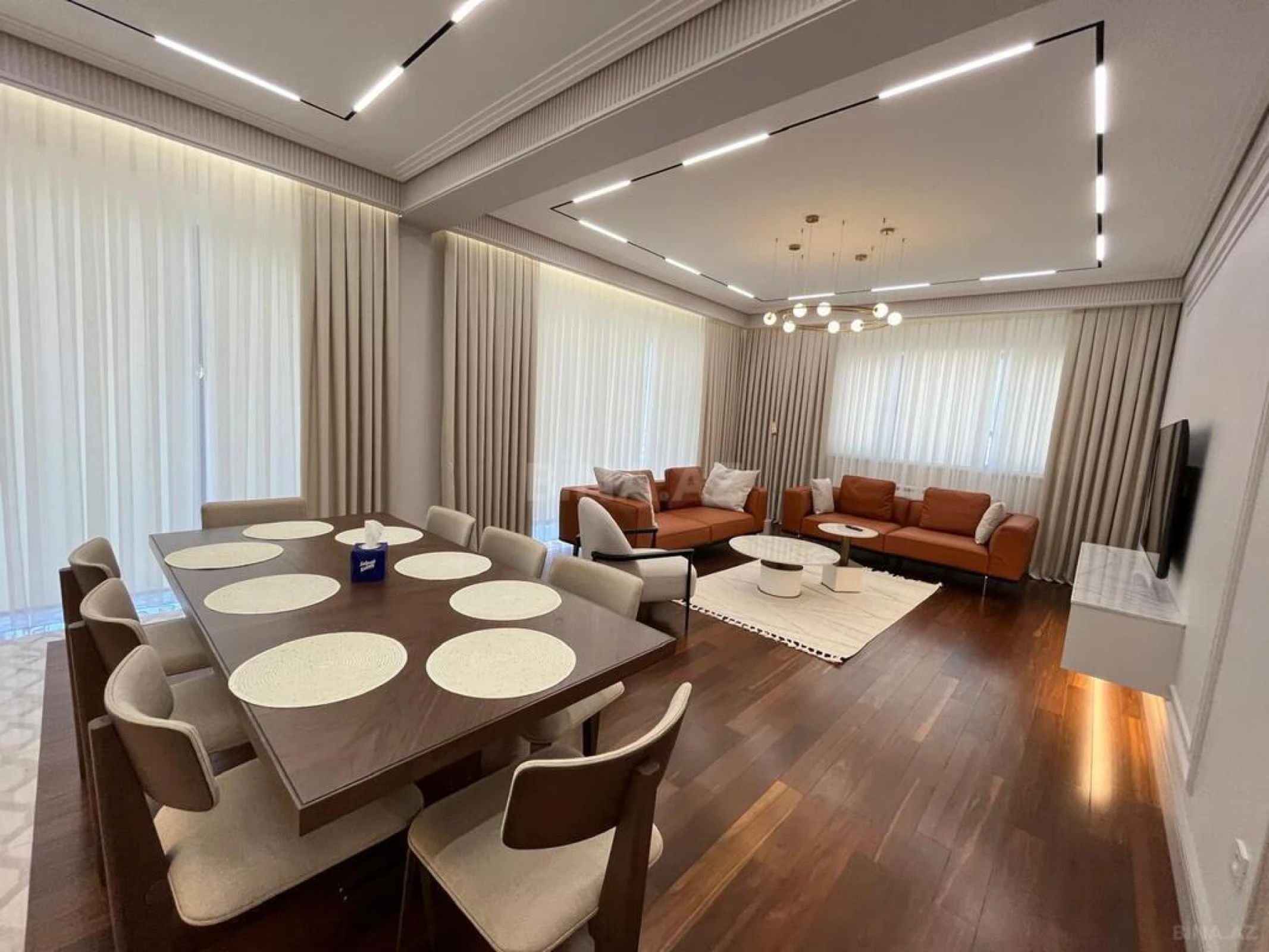 Kirayə verilir 3 otaqlı mənzil 157 m²