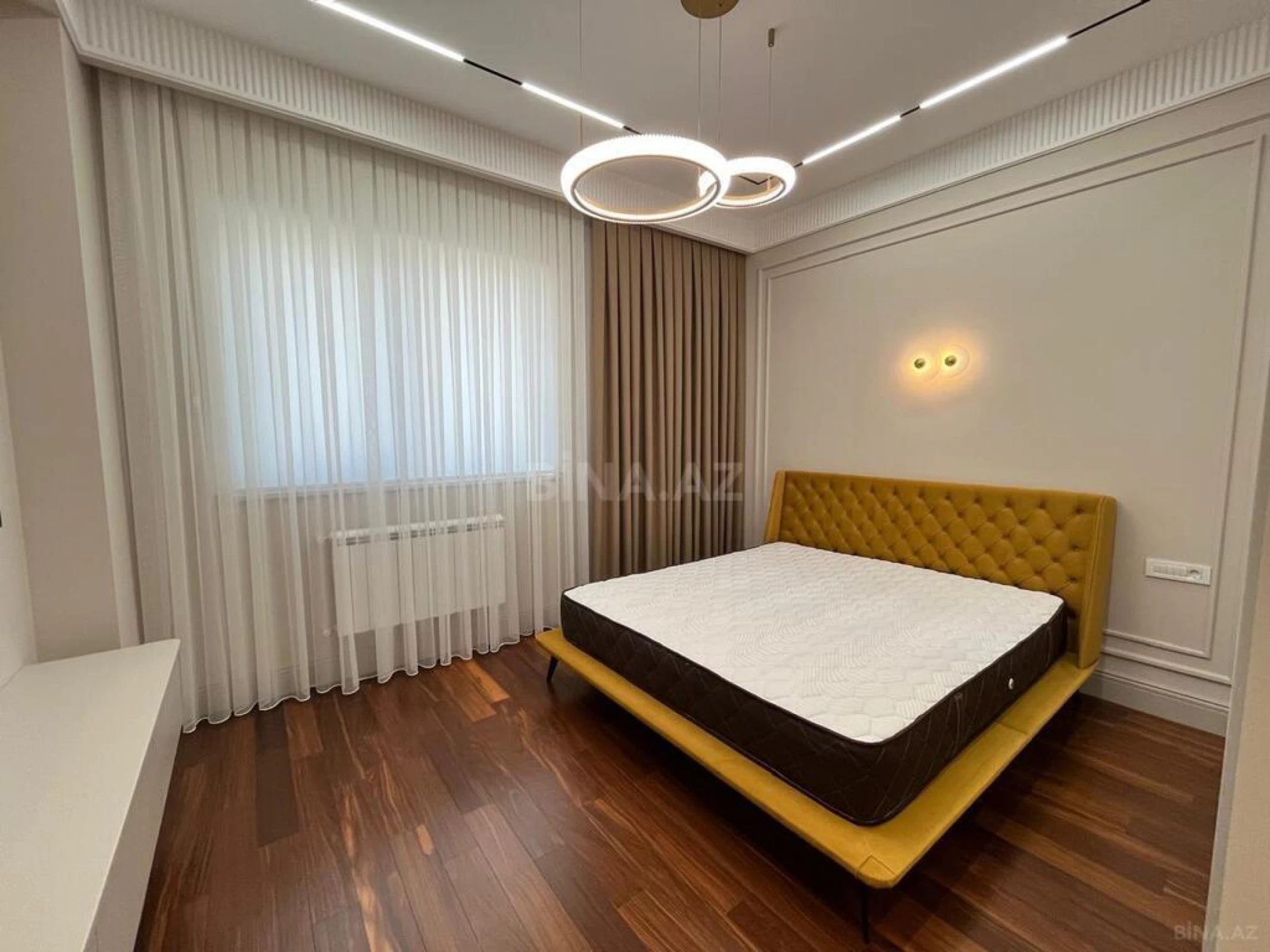 Kirayə verilir 3 otaqlı mənzil 157 m²