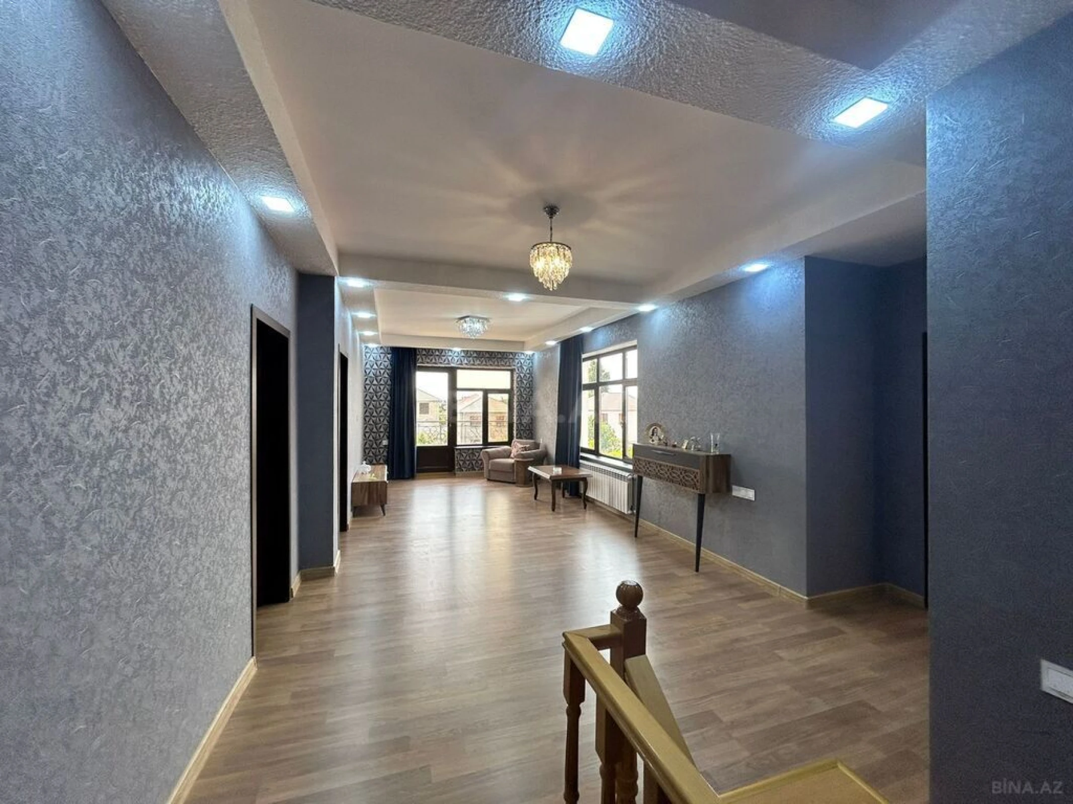 Satılır 6 otaqlı həyət evi 310 m²