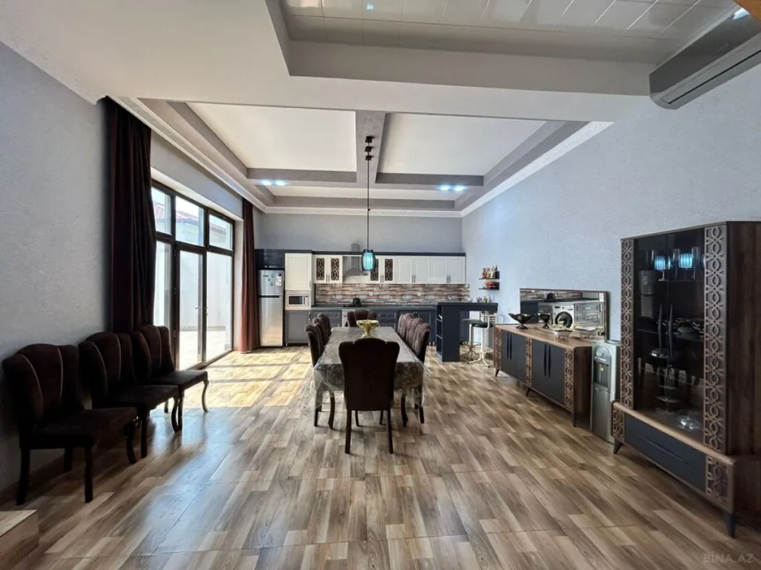 Satılır 6 otaqlı həyət evi 310 m²
