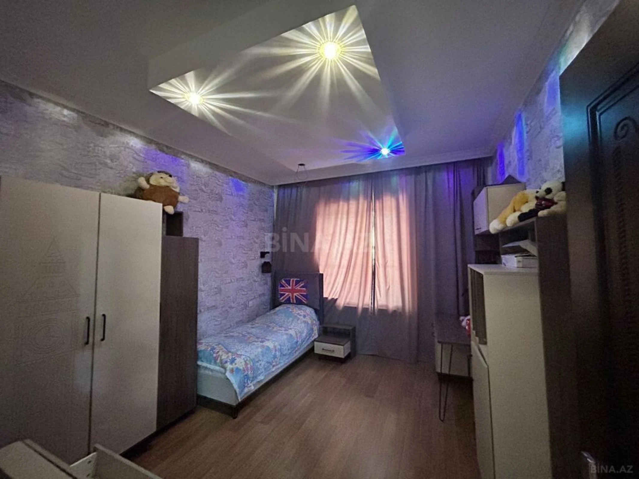 Satılır 6 otaqlı həyət evi 310 m²