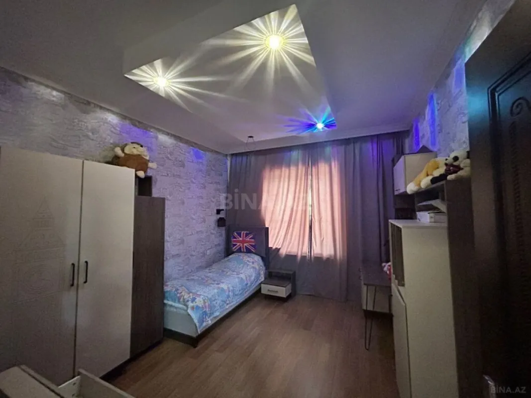 Satılır 6 otaqlı həyət evi 310 m²