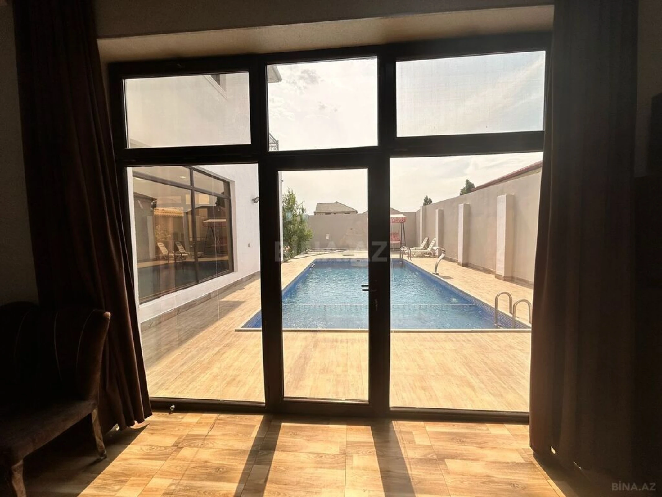 Satılır 6 otaqlı həyət evi 310 m²