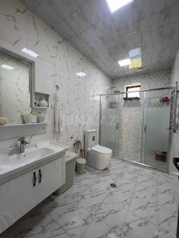 Satılır 6 otaqlı həyət evi 310 m²