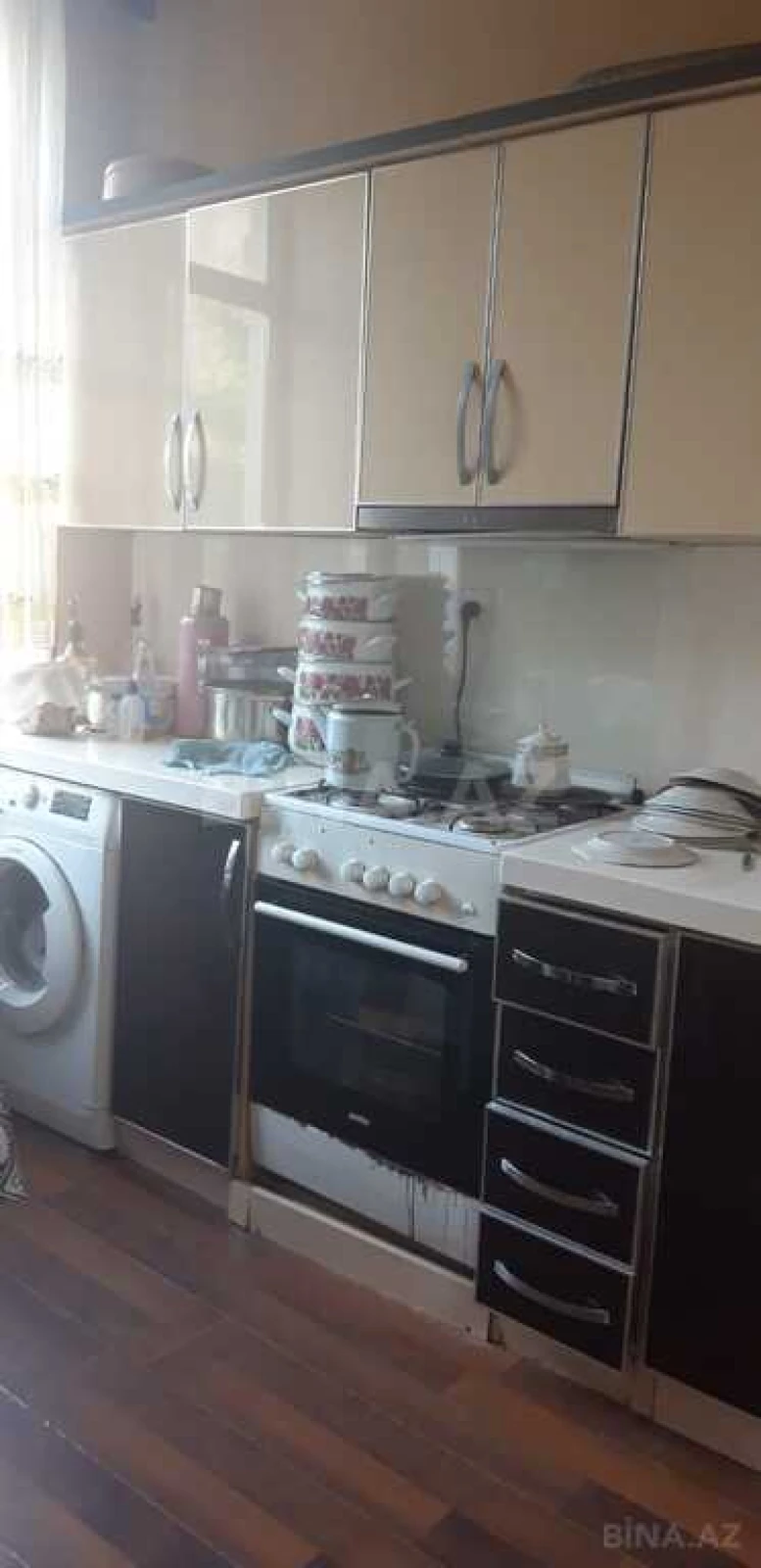 Satılır 4 otaqlı mənzil 100 m²