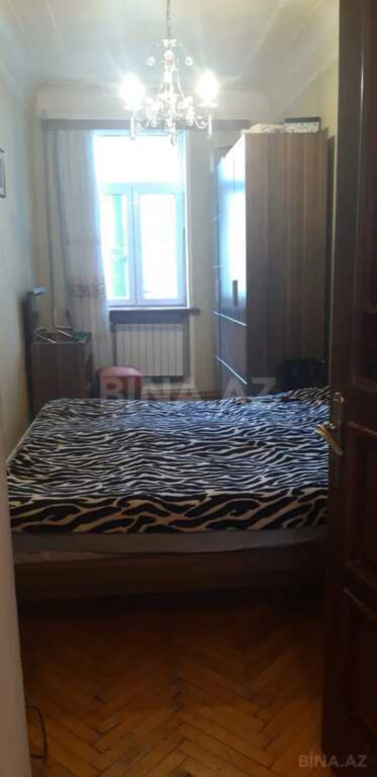 Satılır 4 otaqlı mənzil 100 m²